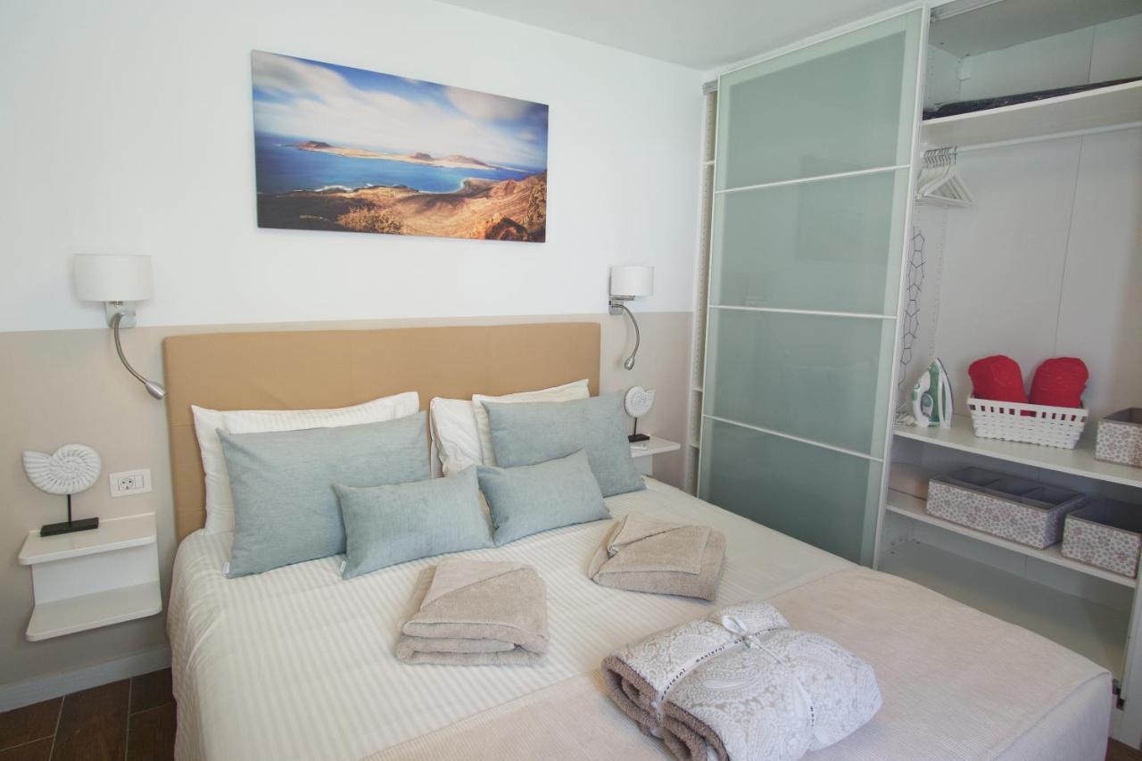 Apartment Portonovo La Paloma Amazing Sea View & Swimming Pool-Good Wifi -Free Ac- Private Parking Puerto del Carmen  Eksteriør billede